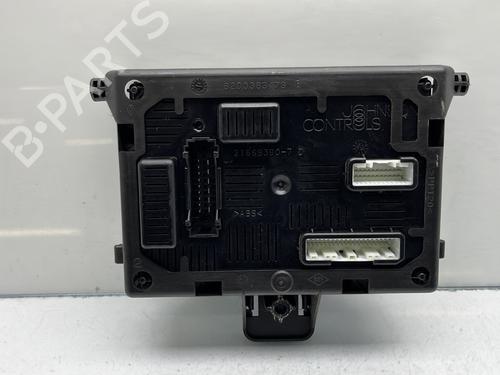 Boîte à Fusibles RENAULT CLIO III (BR0/1, CR0/1) 1.5 dCi (C/BR0G, C/BR1G) (68 hp) 22314621