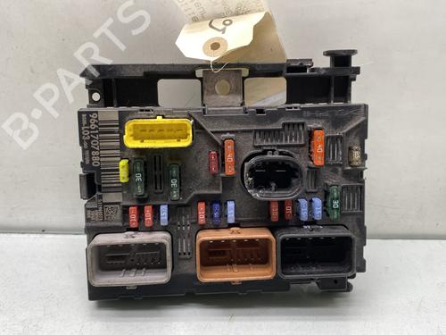 Used Fuse box CITROËN C3 I (FC_, FN_) 1.4 i (73 hp) 30941119