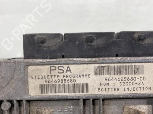 Used Engine control unit (ECU) Engine control unit (ECU) PEUGEOT 206 Hatchback (2A/C) [1998-2012] 19956799 19956799