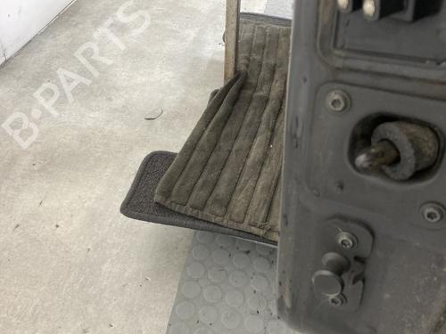 left-front-door-peugeot-1007-km_-2005-25439130 main image