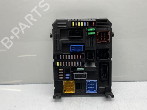 Used Fuse box PEUGEOT 5008 II (MC_, MJ_, MR_, M4_) 1.5 BlueHDi 130 (MCYHZJ, MCYHZR, MCYHZX) (131 hp) 21372981