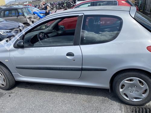 Left sun visor PEUGEOT 206 Hatchback (2A/C) 1.9 D | BP28281261I1 