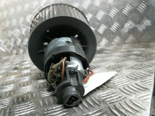 Used Heater blower motor AUDI 100 C2 Avant (435, 436) 2.1 (115 hp) 29897896