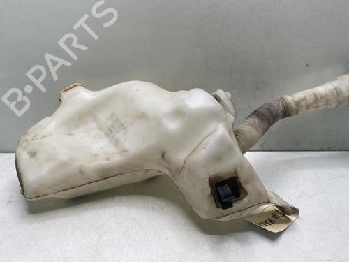 Used Windscreen washer tank Windscreen washer tank 31213353 31213353