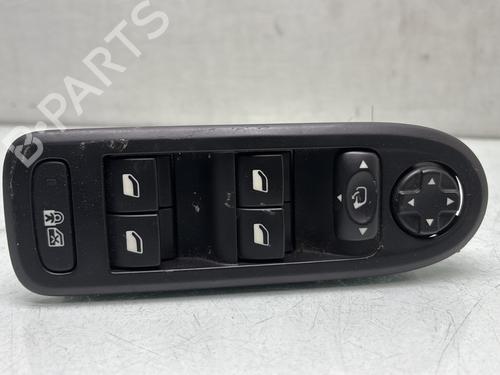 Used Left front window switch CITROËN C5 III (RD_) 2.0 HDi (RDRHD8, RDRHDJ, RDRHR8, RDRHRJ) (136 hp) 28588142