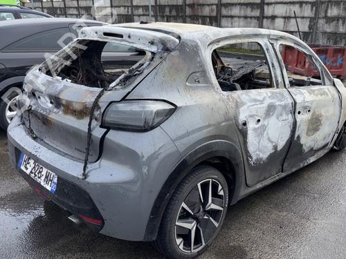 Used Parts PEUGEOT 208 II (UB_, UP_, UW_, UJ_) 1.2 Hybrid 100 4839279