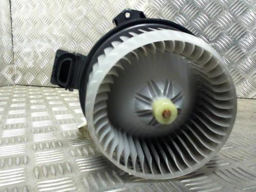 Used Heater blower motor SUZUKI SWIFT III (MZ, EZ) 1.3 (RS413, ZC11S) (92 hp) 20004381