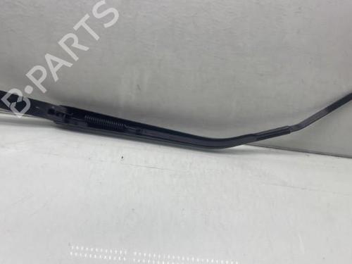 Used Front windshield wiper arm Front windshield wiper arm TOYOTA CELICA Coupe (_T23_) 1.8 16V VT-i (ZZT230_, ZZT230) (143 hp) 21961587 21961587