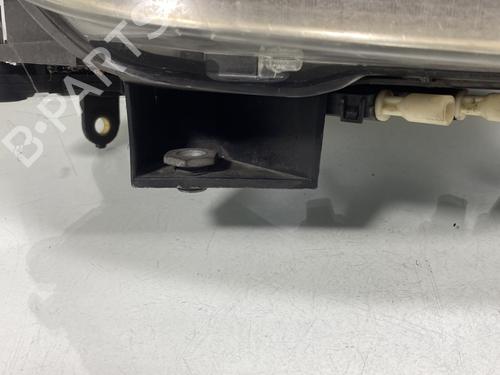 Used Right headlight Right headlight VW PHAETON (3D1, 3D2, 3D3, 3D4, 3D6, 3D7, 3D8, 3D9) 3.0 V6 TDI 4motion (224 hp) 19998284 19998284