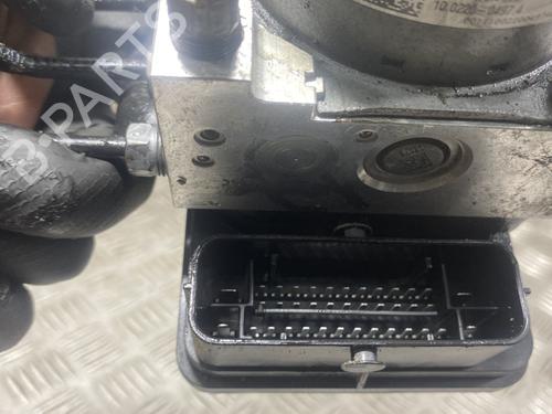 ABS pump PEUGEOT 208 I (CA_, CC_) 1.6 HDi / BlueHDi 75 | BP31189613M43 