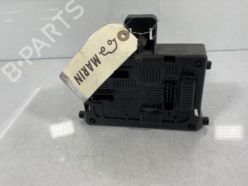 Used Fuse box Fuse box RENAULT CLIO III (BR0/1, CR0/1) 1.5 dCi (C/BR0G, C/BR1G) (68 hp) 19957286 19957286