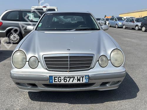 Right headlight MERCEDES-BENZ E-CLASS (W210) E 220 CDI (210.006) | BP29253462C29 