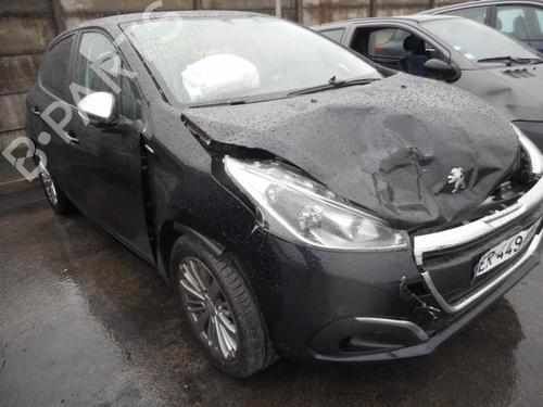 Rear fog light PEUGEOT 208 I (CA_, CC_) 1.2 VTI 82 | BP28279735C37 