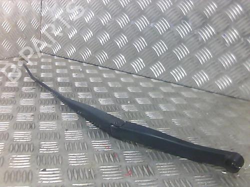 Used Front windshield wiper arm OPEL VECTRA C GTS (Z02) 1.9 CDTI (F68) (120 hp) 20032310