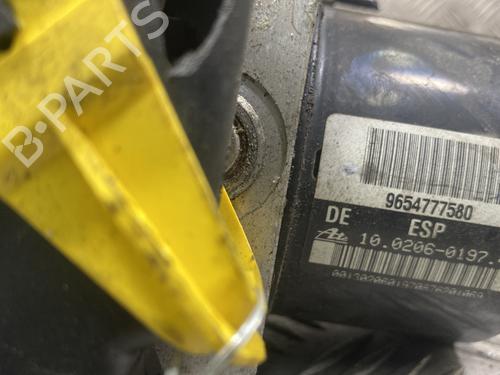 Used ABS pump ABS pump PEUGEOT 1007 (KM_) 1.4 (75 hp) 28496523 28496523