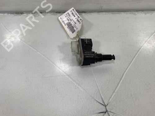 Fuel door actuator RENAULT CLIO V (B7_) 1.5 Blue dCi 100 (B7AD) | BP30778000E18 - Image 3