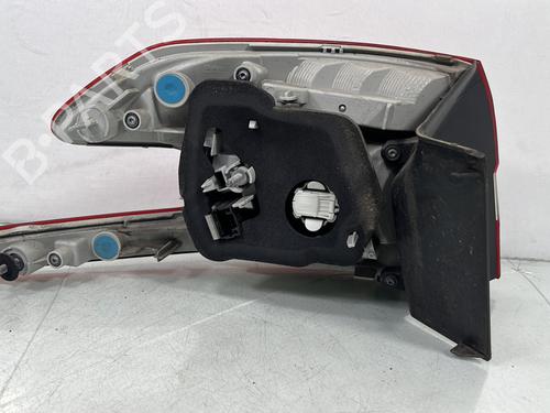 Used Right taillight Right taillight PEUGEOT 308 SW II (LC_, LJ_, LR_, LX_, L4_) 1.6 BlueHDi 120 (120 hp) 33724390 33724390