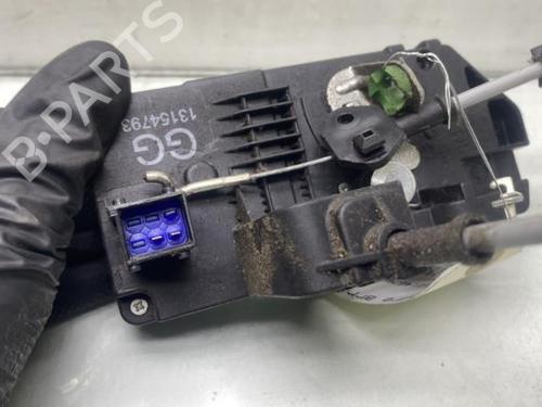 Serrure arrière gauche OPEL MERIVA A MPV (X03) [2003-2010]  21961579