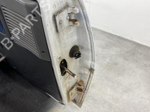 Used Left front door PEUGEOT 205 II (20A/C) 1.7 Diesel (60 hp) 28625496