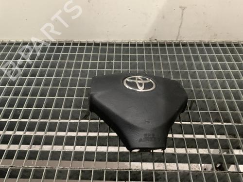 Used Driver airbag TOYOTA COROLLA Verso (ZER_, ZZE12_, R1_) 2.2 D-4D (AUR10_, AUR10R) (136 hp) 26400626