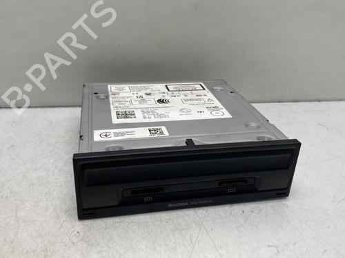 Used Radio SKODA OCTAVIA III (5E3, NL3, NR3) 1.5 TSI (150 hp) 30307130