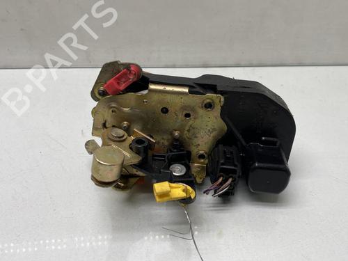 Høyre foran lås CHRYSLER VOYAGER IV (RG, RS) 2.5 CRD | BP30490229C97