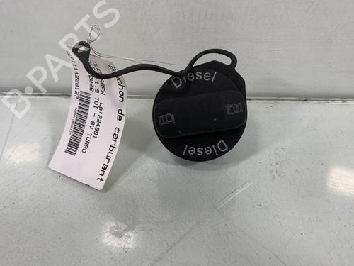 Używane Korek wlewu paliwa VW GOLF V (1K1) 1.9 TDI (105 hp) 29995798