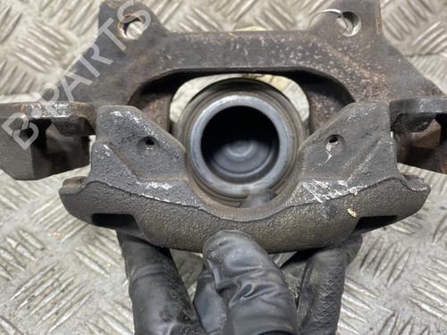 Zacisk hamulca przedniego prawego OPEL CORSA E (X15) 1.4 (08, 68) | BP29706854M104 