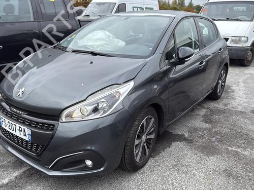 Brugte PEUGEOT 208 I (CA_, CC_) 1.2 VTI 82 (82 hp) 4373929