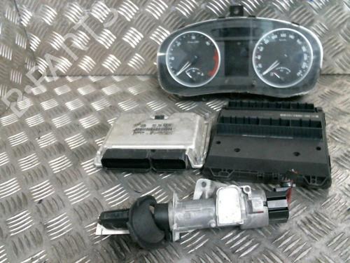 Used Electronic module SKODA ROOMSTER Praktik (5J) [2007-2015]  22694830