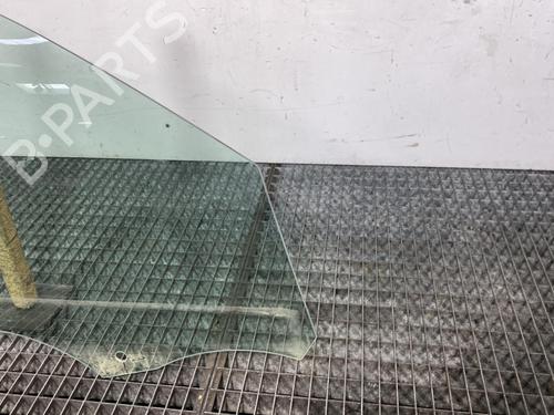Used Front right door window Front right door window 21963570 21963570