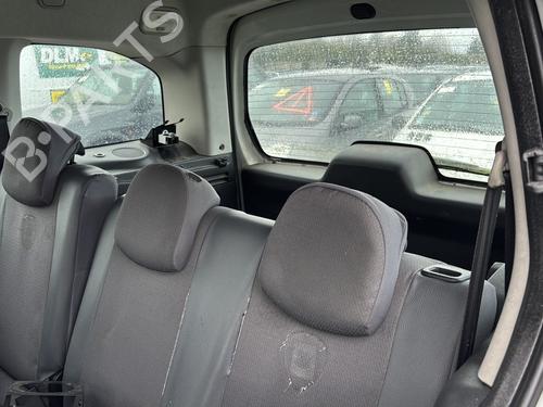 PEUGEOT PARTNER Tepee  1.6 HDi  4243084