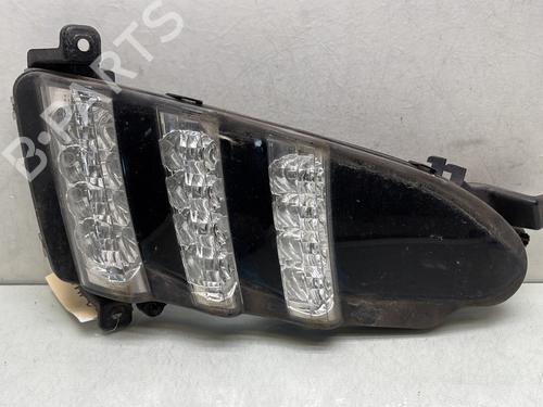 Used Right daytime light Right daytime light PEUGEOT 508 SW I (8E_) 2.0 HDi RXH Hybrid4 (200 hp) 33315238 33315238