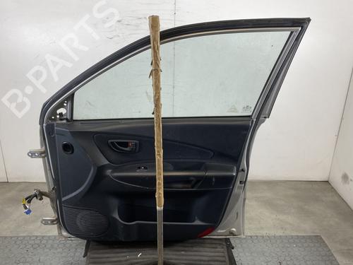 Right front door HYUNDAI TUCSON (JM) 2.0 CRDi | BP24809244C3 