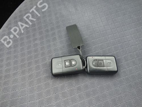Front left lock NISSAN MICRA III (K12) 1.5 dCi | BP20016975C98 