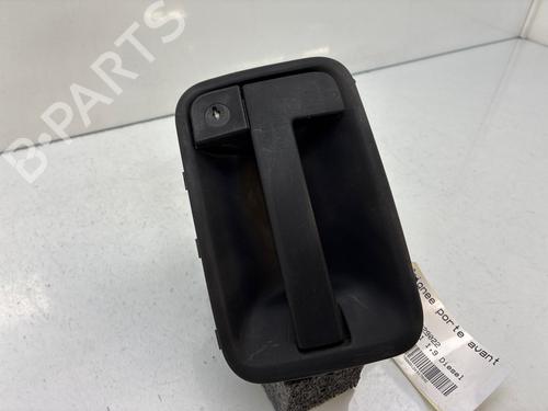 Used Front right exterior door handle Front right exterior door handle CITROËN JUMPY I Van (BS_, BT_, BY_, BZ_) 1.9 D 70 (69 hp) 36423389 36423389