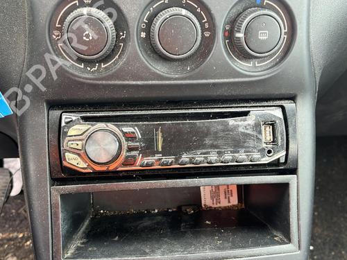 Fuse box CITROËN C3 Picasso (SH_) 1.6 HDI 90 | BP26295857E1  - Image 11