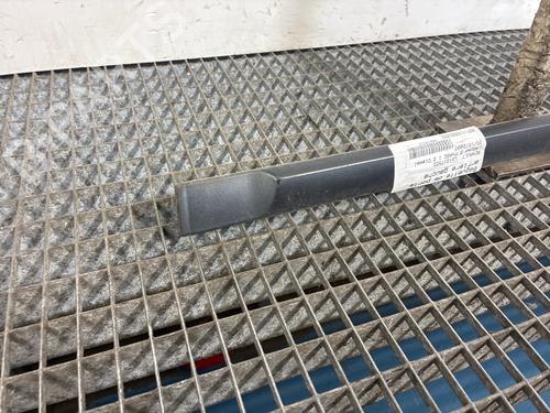 Used Door moulding trim Door moulding trim 38343375 38343375