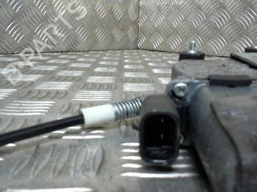 Used Front right window mechanism Front right window mechanism FIAT PALIO Weekend (178_, 173_, 373_, 374_, 171_) 1.9 D (63 hp) 20033660 20033660