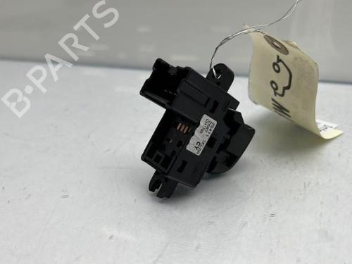 Used Left rear window switch NISSAN JUKE (F15) 1.2 DIG-T (115 hp) 19988318