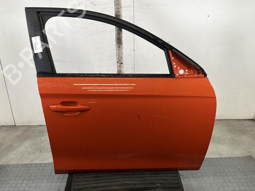 Used Right front door OPEL CORSA F (P2JO) 1.2 (68) (101 hp) 31322195