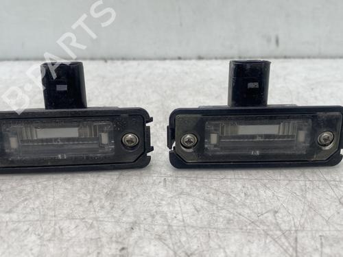 Éclairage de plaque d'immatriculation VW POLO IV (9N_, 9A_) 1.2 (60 hp) 33115670
