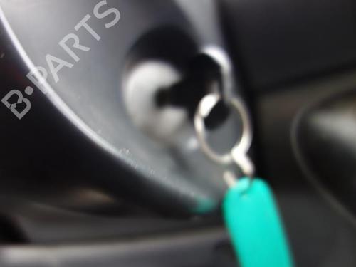 Front right lock PEUGEOT EXPERT Van (222) 1.9 D | BP20032827C97 