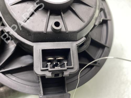 Used Heater blower motor Heater blower motor FORD FIESTA VII (HJ, HF) 1.0 EcoBoost mHEV (125 hp) 29841362 29841362