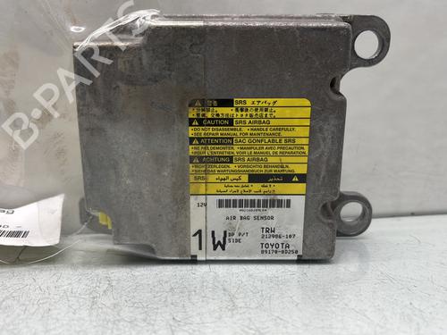 Used ECU airbags TOYOTA YARIS (_P9_) 1.4 D-4D (NLP90_, NLP90R) (90 hp) 29507887