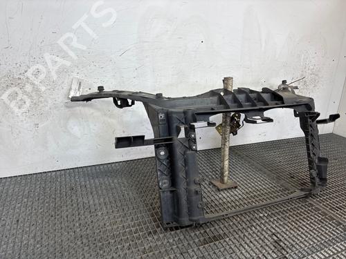 Frontplade/Frontkurv Frontplade/Frontkurv FORD FIESTA V (JH_, JD_) 1.3 (69 hp) 36053105 36053105
