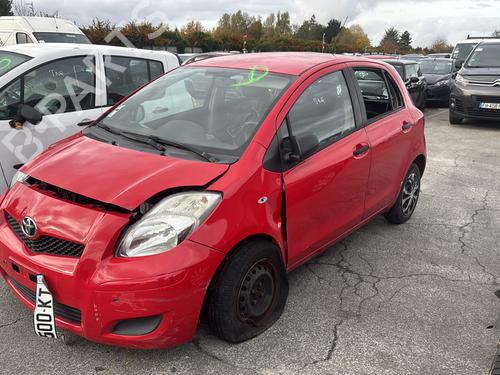 Seat buckle TOYOTA YARIS (_P9_) 1.0 VVT-i (KSP90_, KSP90R) | BP30878604I32 