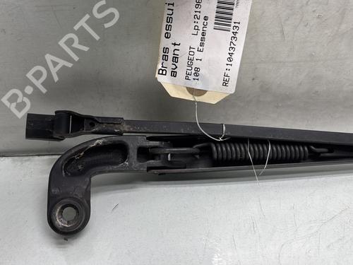 front-windshield-wiper-arm-peugeot-108-2014-28522458 main image