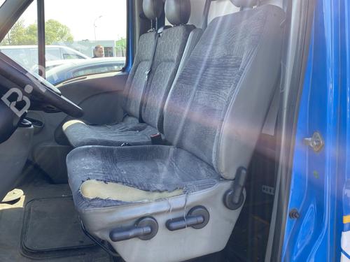 Right front indicator RENAULT MASTER II Van (FD) 2.5 dCi (FD01, FD02, FD21, FD22, FD31, FD32, FD3Y, FD71,... | BP28537780C33  - Image 14