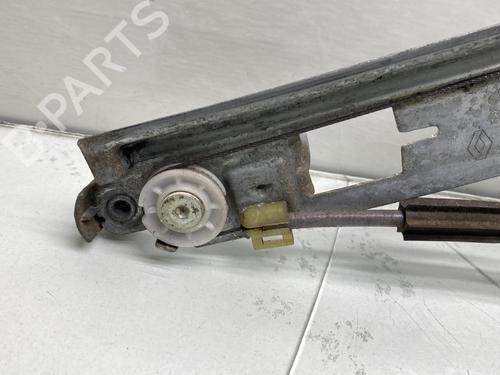 Front right window mechanism RENAULT MEGANE II (BM0/1_, CM0/1_) 1.5 dCi (BM1F, CM1F) | BP22316032C23 